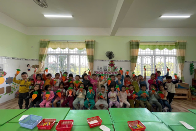 CÁC BẠN LỚP 5- 6 TUỔI TRƯỜNG MN HÀNH MINH THAM GIA HOẠT ĐỘNG TẠO HÌNH GẤP CỦ CÀ RỐT